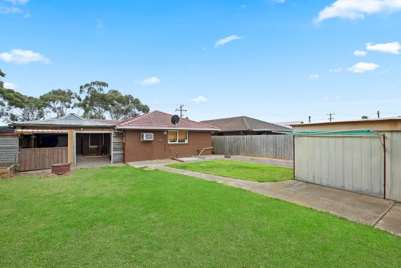 Photo - 2 Nicklaus Drive, Hoppers Crossing VIC 3029 - Image 12