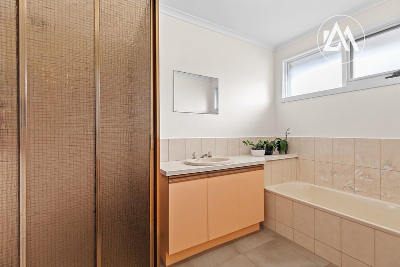 Photo - 2 Niki Court, Frankston VIC 3199 - Image 9