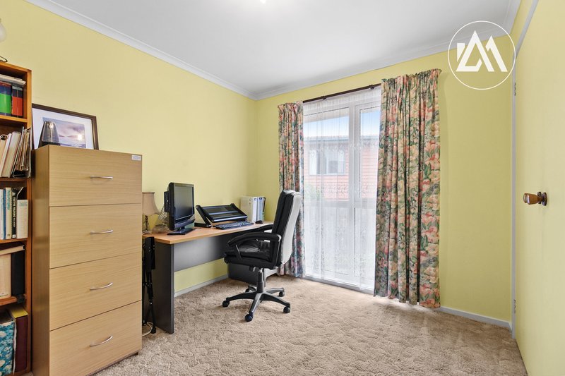 Photo - 2 Niki Court, Frankston VIC 3199 - Image 10