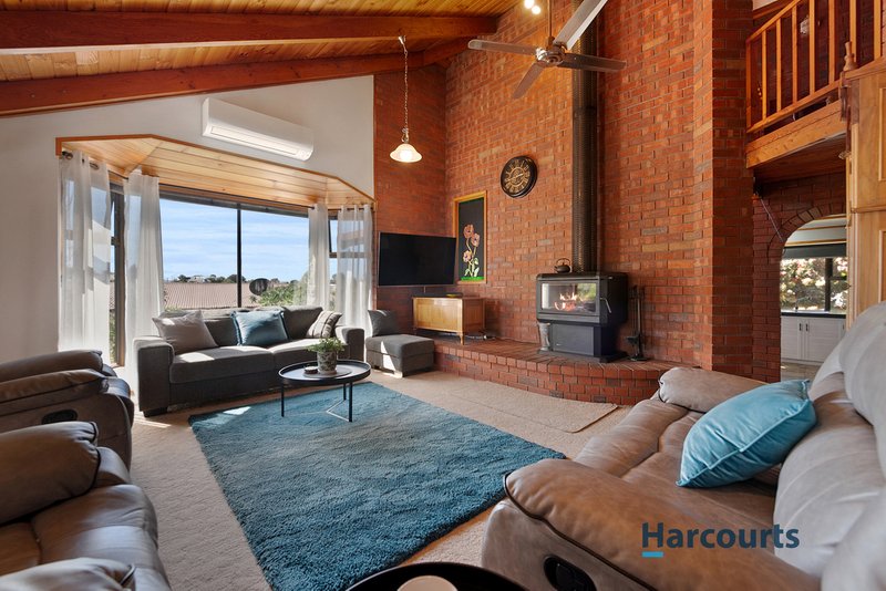 Photo - 2 Nixon Street, Devonport TAS 7310 - Image 8