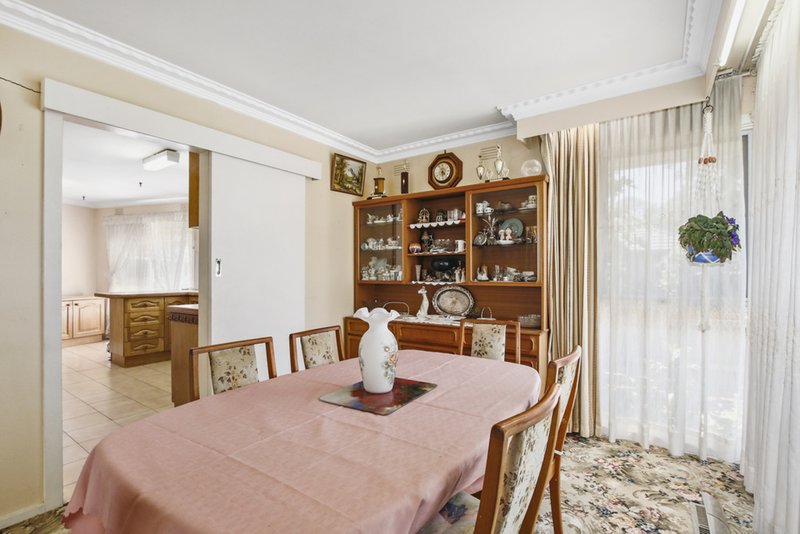 Photo - 2 Nola Court, Croydon VIC 3136 - Image 6