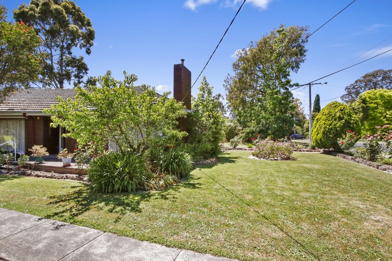 Photo - 2 Nola Court, Croydon VIC 3136 - Image 18