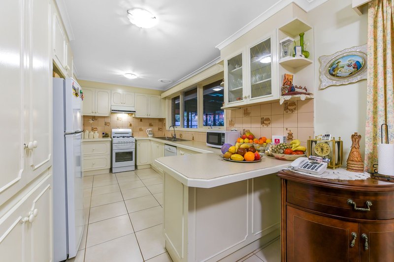 Photo - 2 Norlane Street, Keysborough VIC 3173 - Image 3