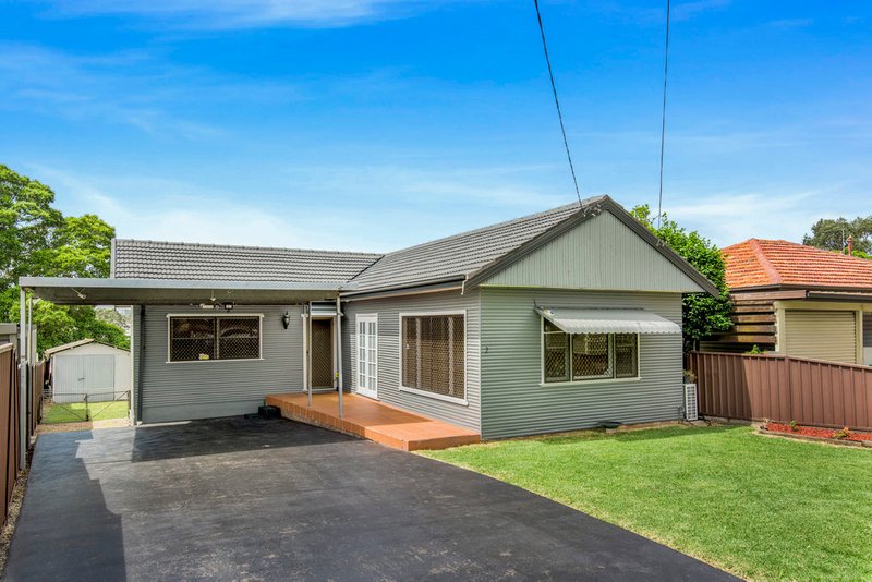 2 Northmead Avenue, Northmead NSW 2152