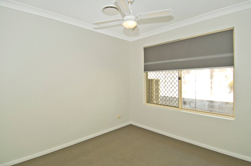 Photo - 2 Nottinghill Place, Oxenford QLD 4210 - Image 7