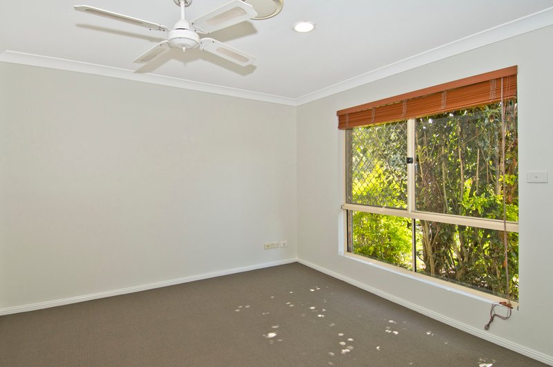 Photo - 2 Nottinghill Place, Oxenford QLD 4210 - Image 10