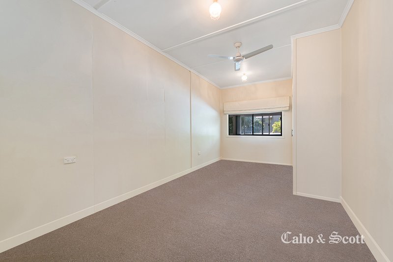 Photo - 2 Nundah St , Brighton QLD 4017 - Image 11