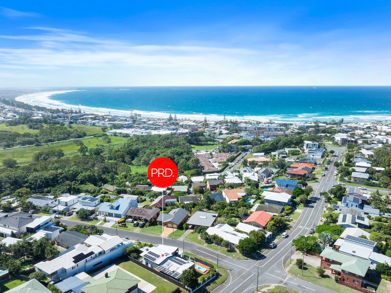 Photo - 2 Oceanview Crescent, Kingscliff NSW 2487 - Image 7