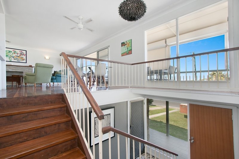 Photo - 2 Oceanview Crescent, Kingscliff NSW 2487 - Image 6