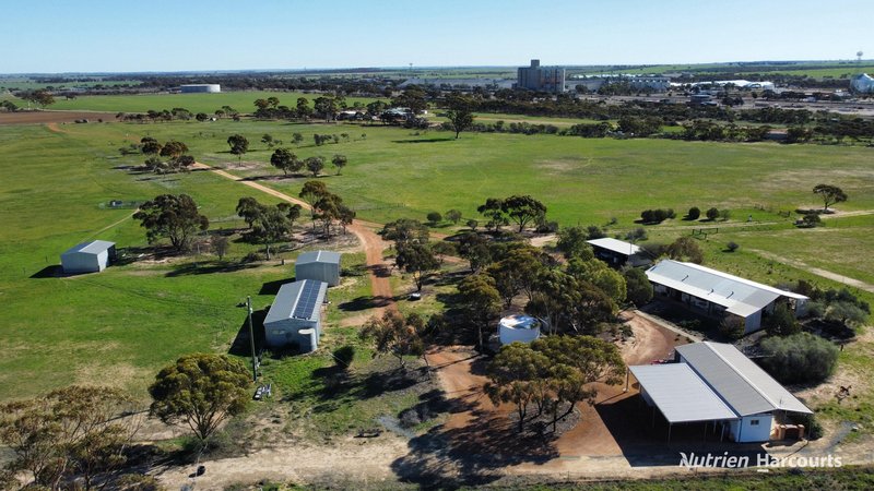 2 O'Connor Street, Merredin WA 6415