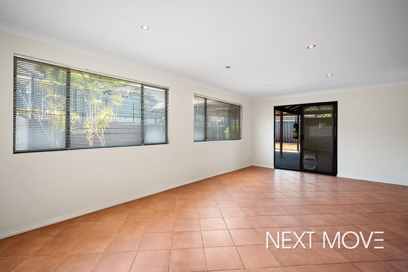 Photo - 2 O'Hara Street, Beaconsfield WA 6162 - Image 6