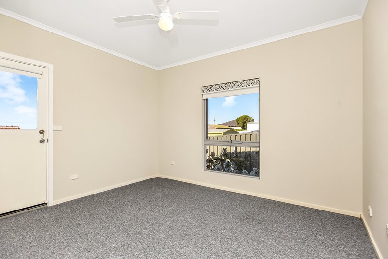 Photo - 2 Olive Grove Road, Encounter Bay SA 5211 - Image 13