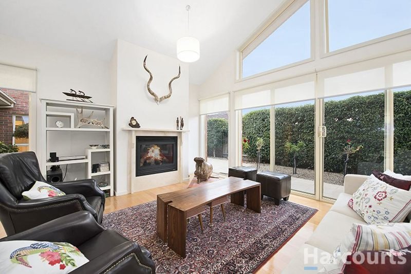 Photo - 2 Olympian Avenue, Mount Waverley VIC 3149 - Image 2