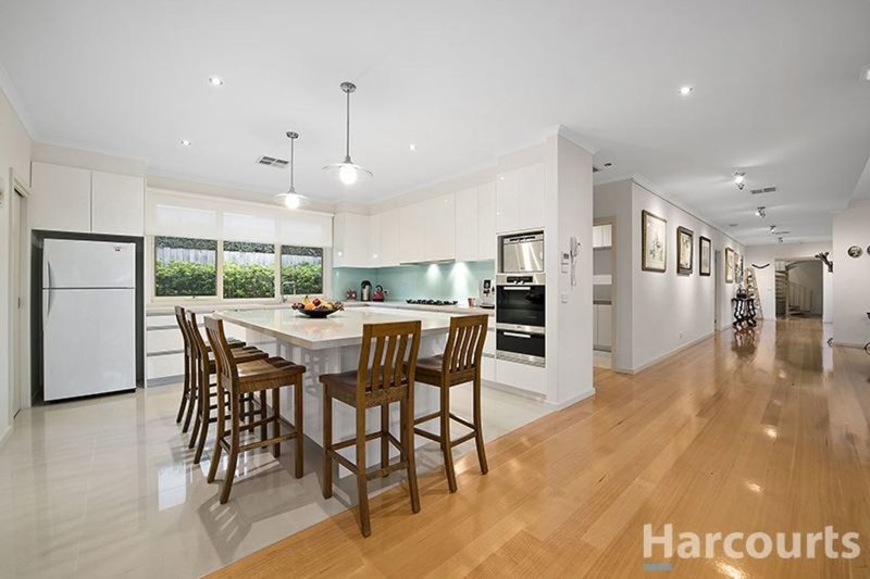 Photo - 2 Olympian Avenue, Mount Waverley VIC 3149 - Image 3