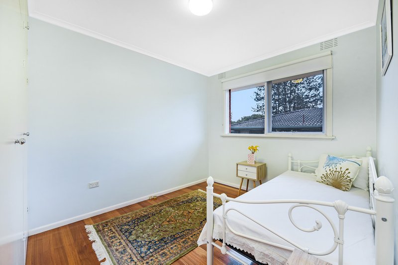 Photo - 2 Olympic Court, Glen Waverley VIC 3150 - Image 11