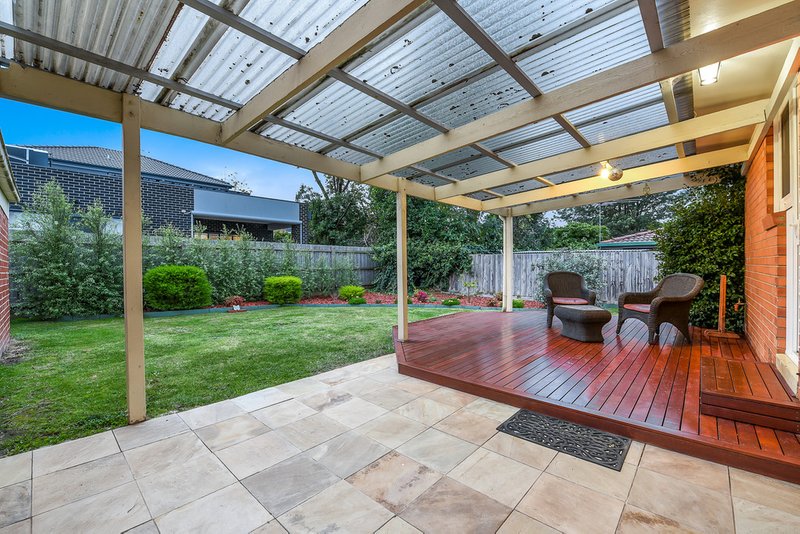 Photo - 2 Olympic Court, Glen Waverley VIC 3150 - Image 12