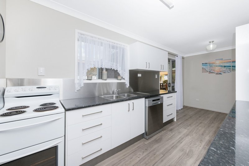 Photo - 2 Oolilpa Street, Mount Louisa QLD 4814 - Image 3