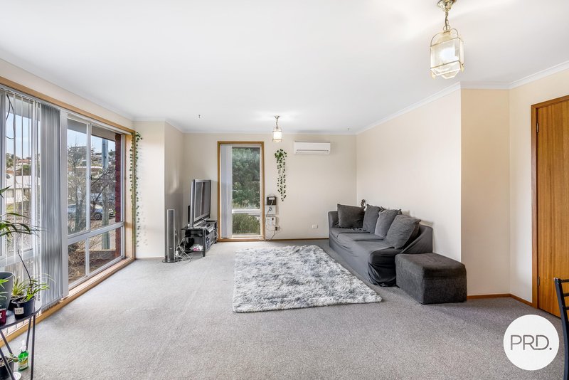 Photo - 2  &/or 4/33 South Street, Bellerive TAS 7018 - Image 3