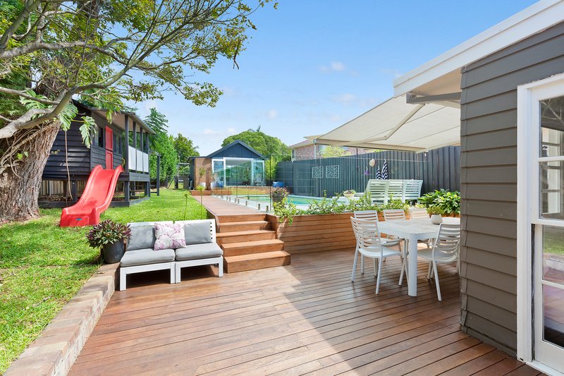 Photo - 2 Orara Road, Allambie Heights NSW 2100 - Image 5