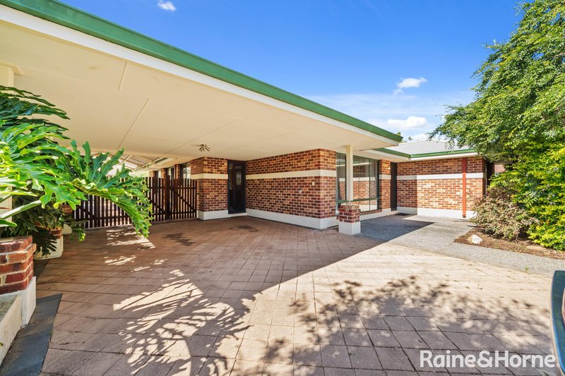 Photo - 2 Oriel Court, College Grove WA 6230 - Image 3