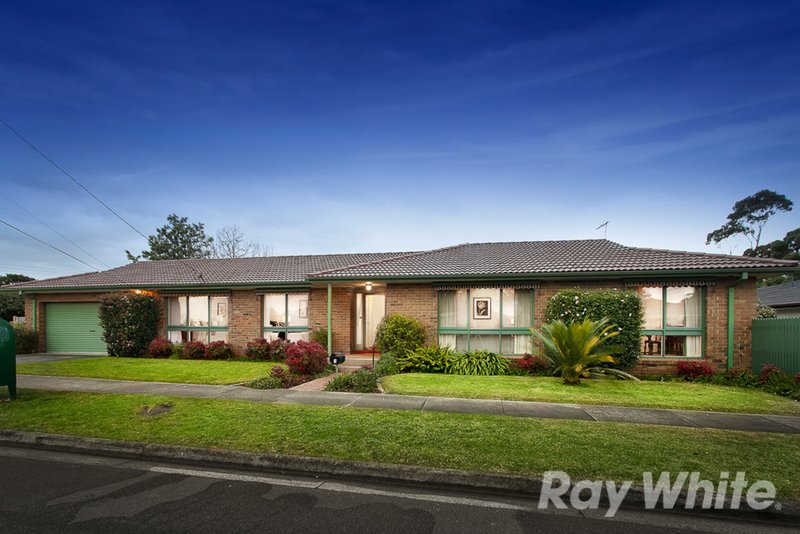 2 Ormiston Street, Mount Waverley VIC 3149