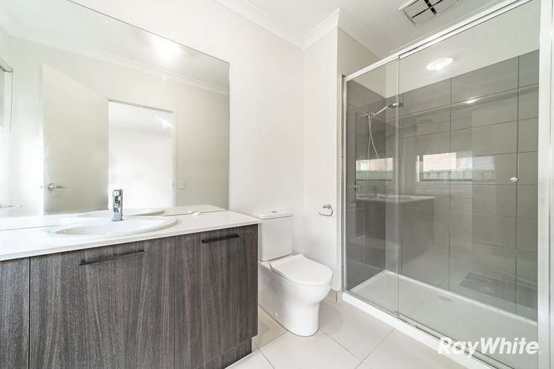 Photo - 2 Orville Way, White Hills VIC 3550 - Image 7