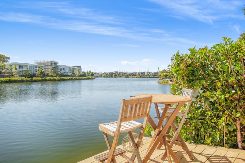 Photo - 2 Osborne Circuit, Maroochydore QLD 4558 - Image 3