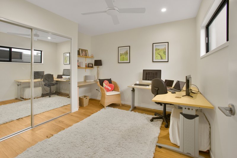 Photo - 2 Osborne Circuit, Maroochydore QLD 4558 - Image 27