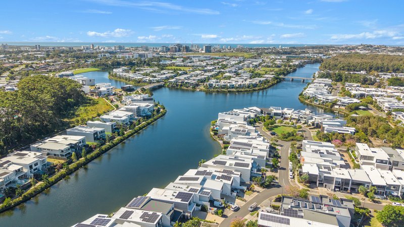 Photo - 2 Osborne Circuit, Maroochydore QLD 4558 - Image 31