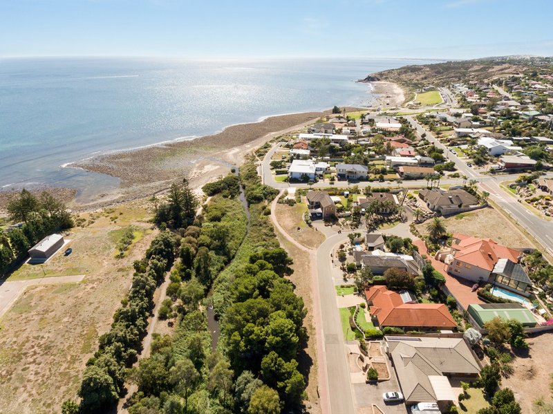 Photo - 2 Osprey Court, Hallett Cove SA 5158 - Image 5