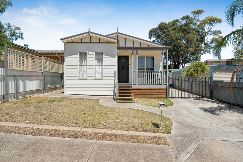 2 Owen Court, Christie Downs SA 5164