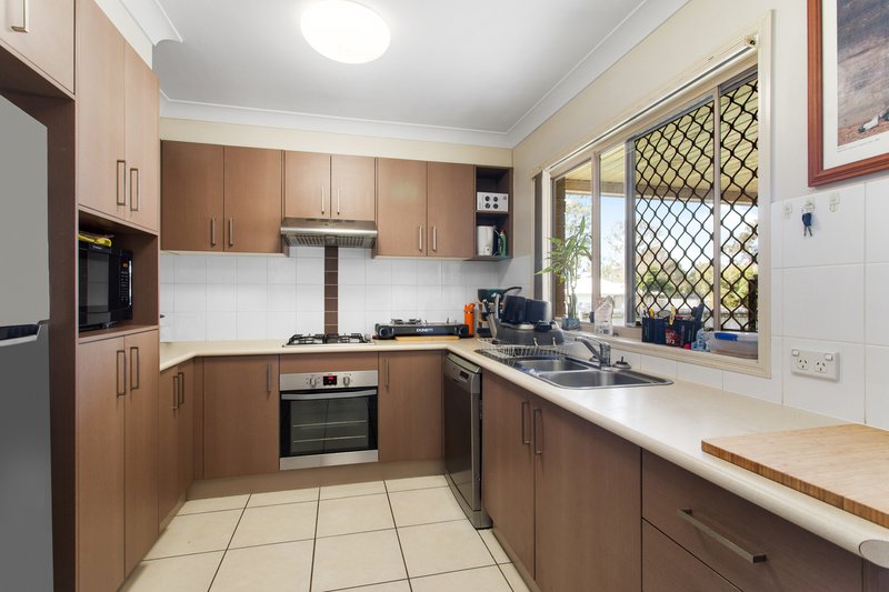 Photo - 2 Oyster Court, Deception Bay QLD 4508 - Image 4