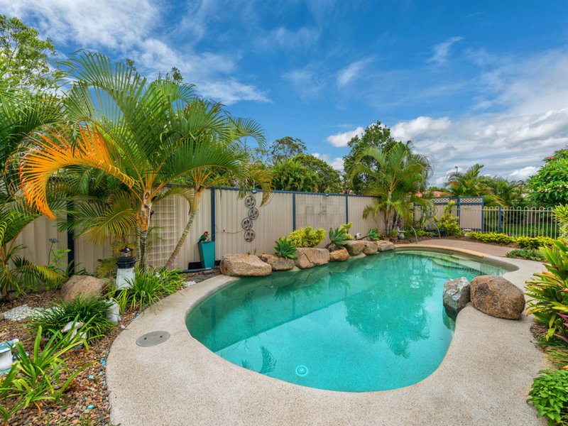 Photo - 2 Paira Place, Carseldine QLD 4034 - Image 5