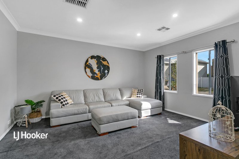 Photo - 2 Palani Court, Mawson Lakes SA 5095 - Image 3