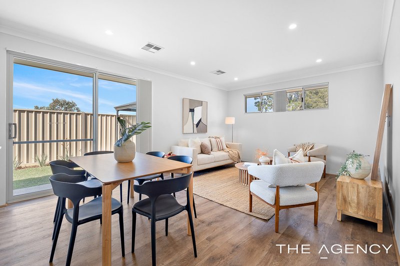 Photo - 2 Palisade Street, Haynes WA 6112 - Image 11