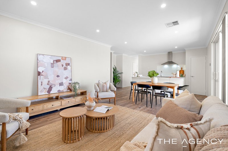 Photo - 2 Palisade Street, Haynes WA 6112 - Image 15
