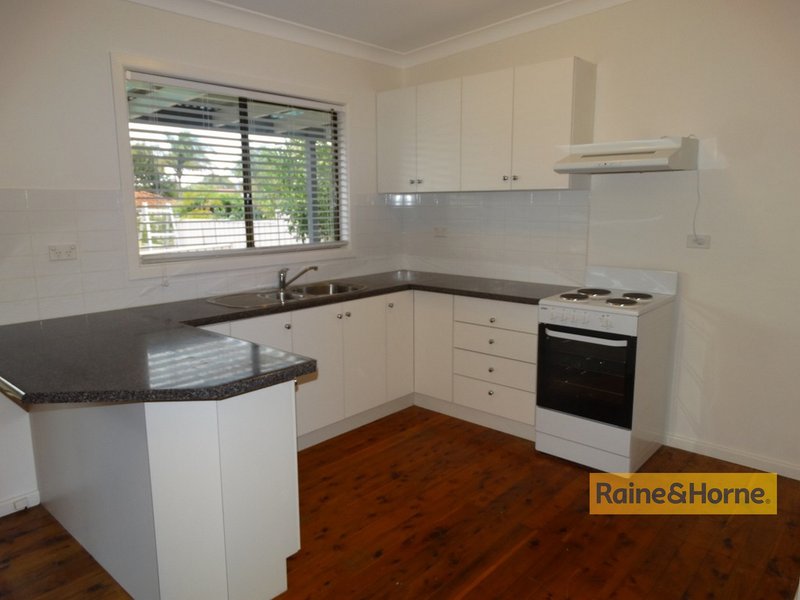 Photo - 2 Palm Street, Ettalong Beach NSW 2257 - Image 2