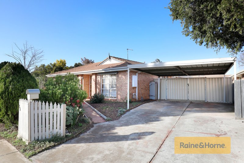 2 Pamela Court, Melton West VIC 3337