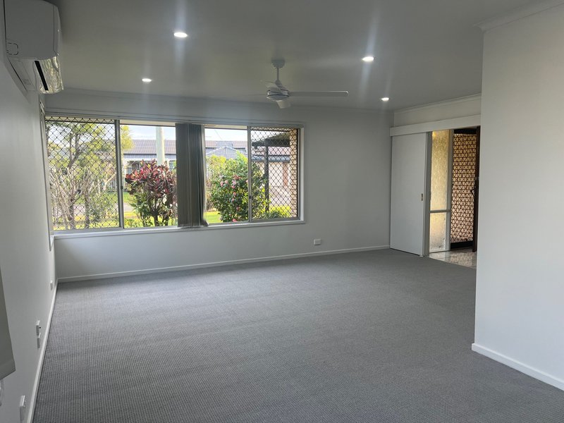 Photo - 2 Pandanus Street, Sunnybank QLD 4109 - Image 4