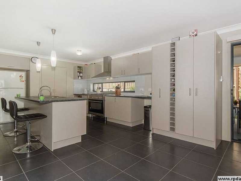 Photo - 2 Panorama Drive, Reedy Creek QLD 4227 - Image 2