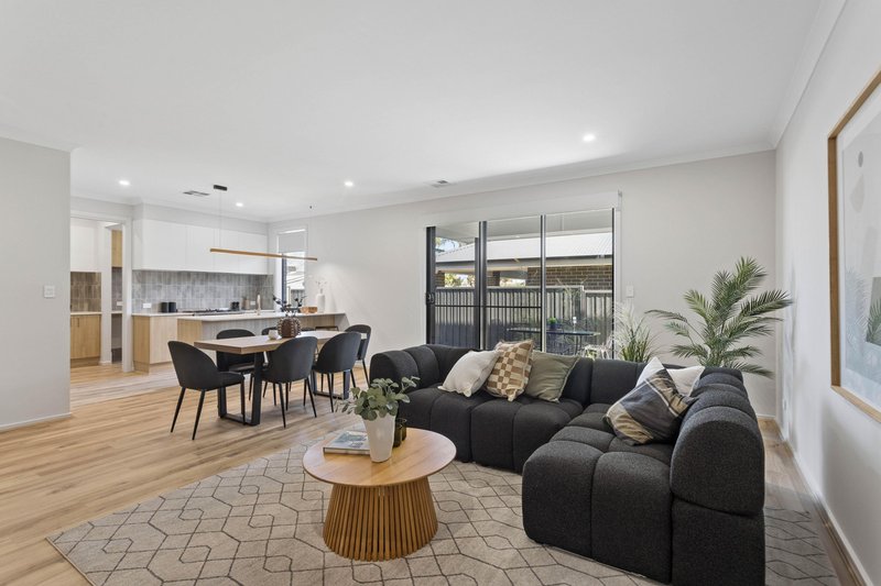 Photo - 2 Parcoola Avenue, Hope Valley SA 5090 - Image 2