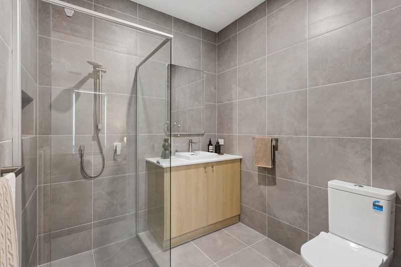 Photo - 2 Parcoola Avenue, Hope Valley SA 5090 - Image 11