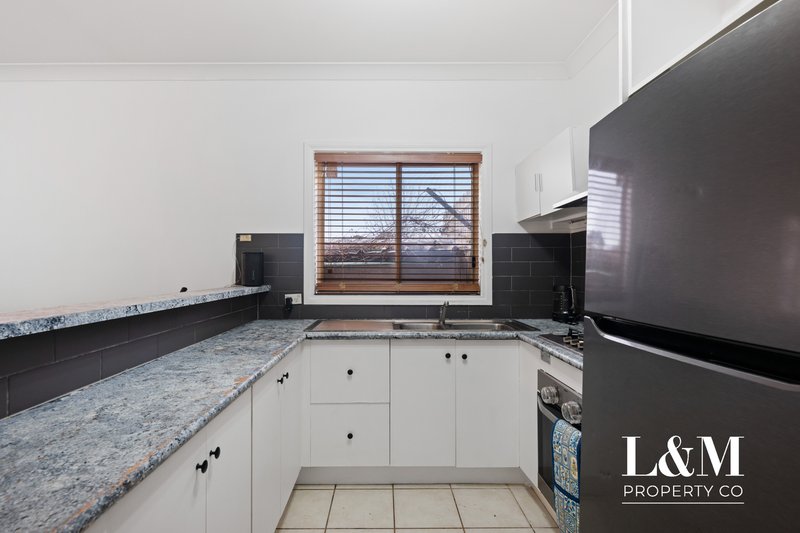 Photo - 2 Park Lane, Craigieburn VIC 3064 - Image 7