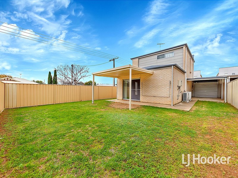 Photo - 2 Parkside Walk, Smithfield Plains SA 5114 - Image 13