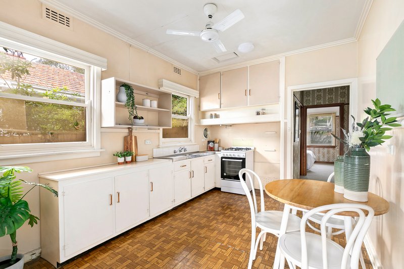 Photo - 2 Parkview Avenue, Brunswick East VIC 3057 - Image 6