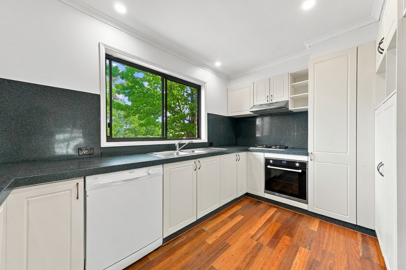 Photo - 2 Parr Place, Monash ACT 2904 - Image 5