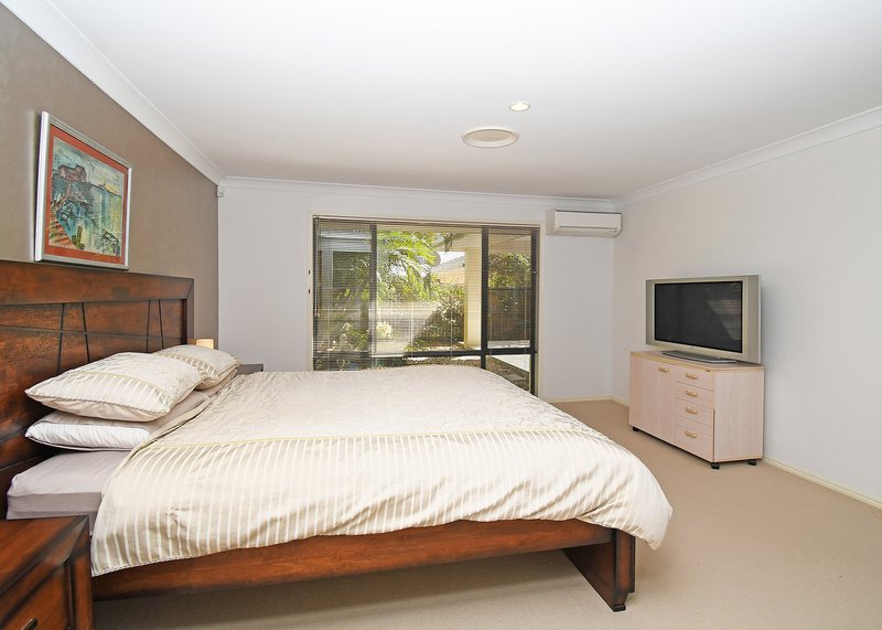 Photo - 2 Parraweena Court, Point Vernon QLD 4655 - Image 19