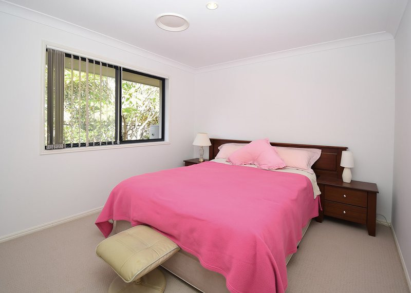 Photo - 2 Parraweena Court, Point Vernon QLD 4655 - Image 22