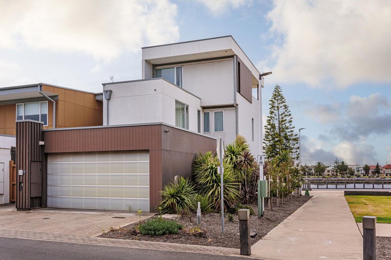 Photo - 2 Parri Crescent, New Port SA 5015 - Image 20