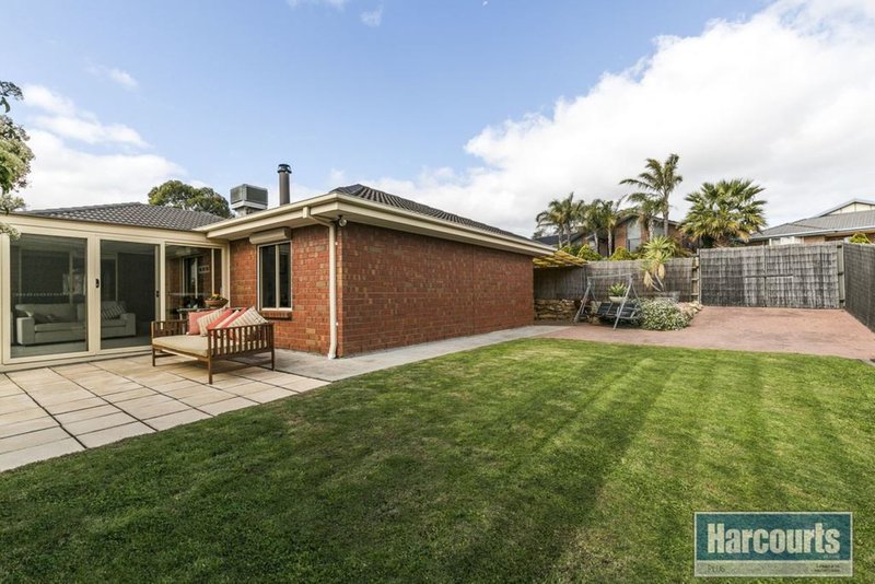 Photo - 2 Parsee Court, Hallett Cove SA 5158 - Image 19